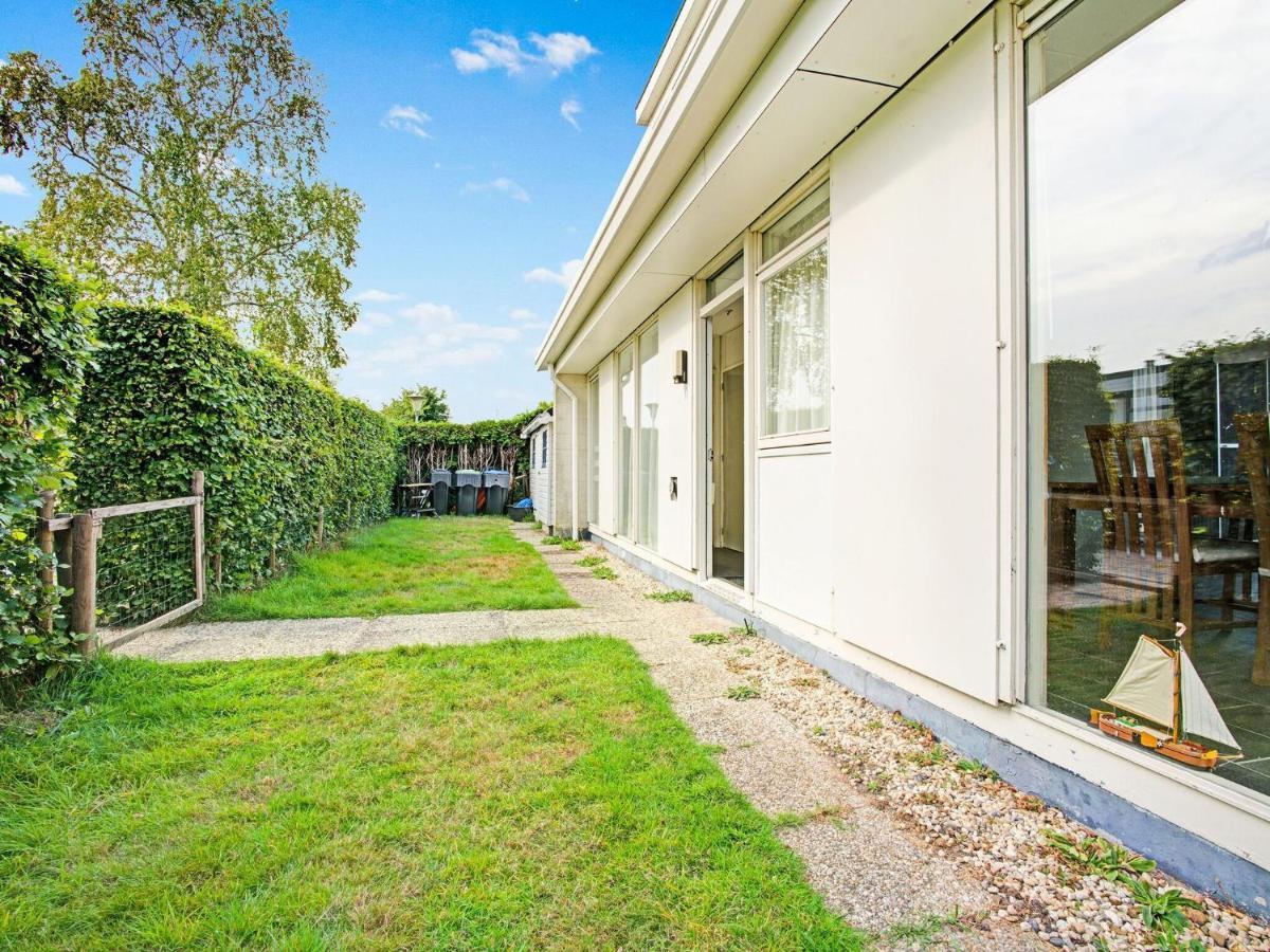Waterfront Holiday Home With Jetty Boornzwaag over de Wielen Exterior photo